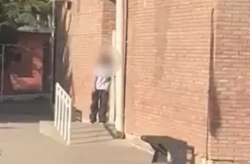 Adolescente disparó en una escuela y el Gobierno activó un comité de crisis