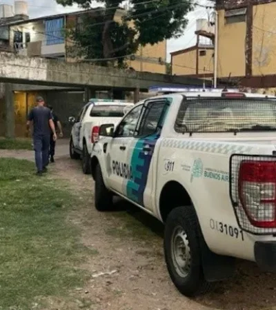 La Policía bonaerense realiza procedimientos en busca de los motochorros fugados. (Foto: gentileza Crónica)