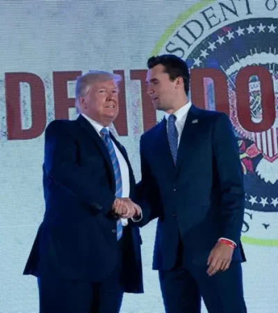 Donald Trump y Charlie Kirk.
