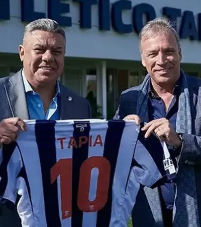 Fassi hizo las pases con Chiqui Tapia.