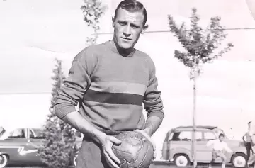 Pedro Manfredini: el goleador de Maipú y Racing que conquistó Roma