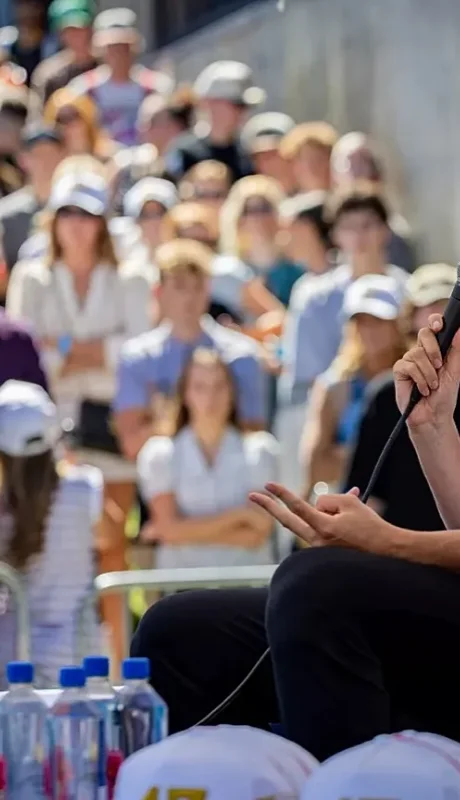 Charlie Kirk era un activista conservador.