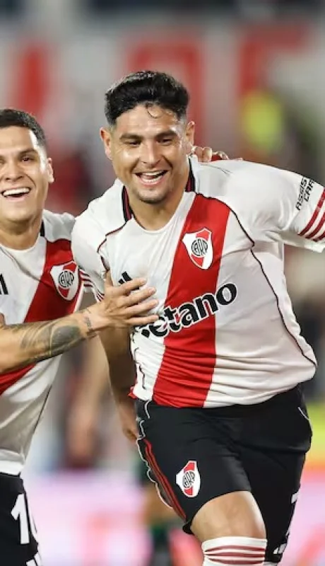 River y una parada brava en La Plata.