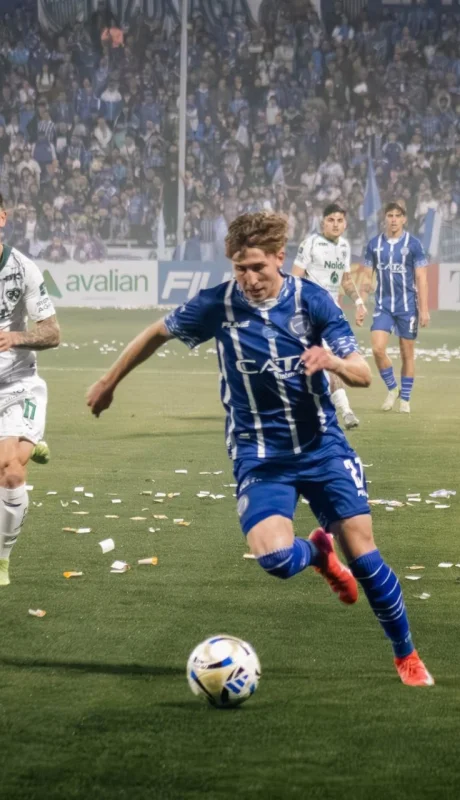 Santino Andino muy cerca de River.