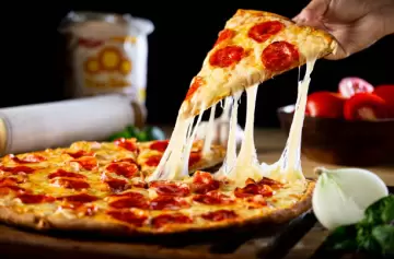 Pizzas: todo sobre la 42ª Noche de la Pizza y la Empanada en Argentina