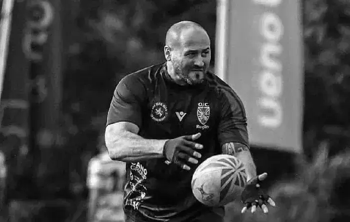 Esteban Racca sufrió un traumatismo craneoencefálico cerrado producto de un golpe en la cabeza.