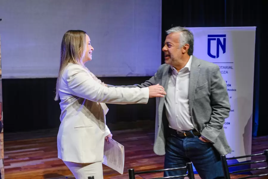 Valeria Álvarez junto a Alfredo Cornejo