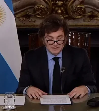 Un presidente calmo y moderado en cadena nacional