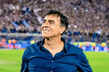 Oficial: Gustavo Quinteros, nuevo DT de Independiente hasta 2026