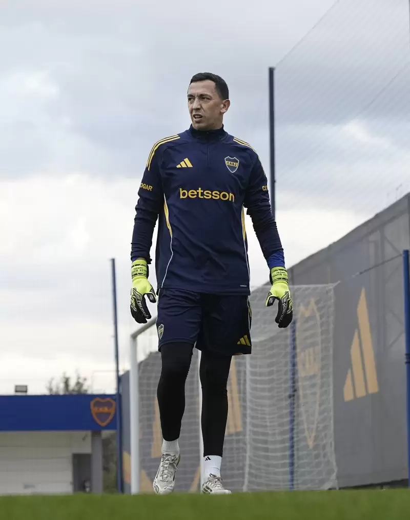 El ex Lanús se entrenó normalmente y será de la partida.