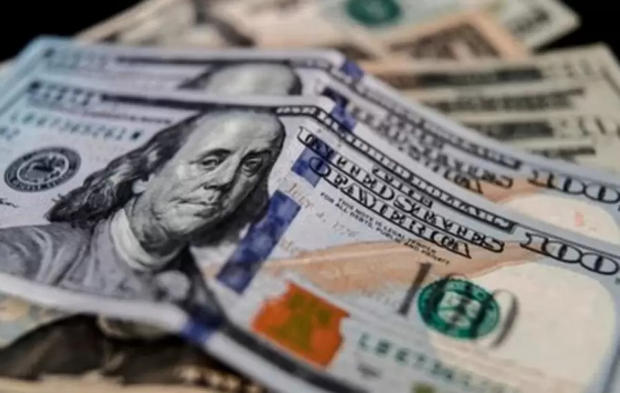 Fernando Marengo, jefe de Economía de Black Toro, explicó en Sin Verso las razones del pánico financiero que presiona al dólar.