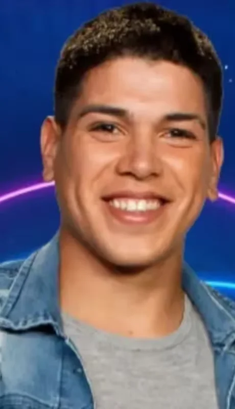 Del barrio a la pantalla: La transformación de Thiago Medina.