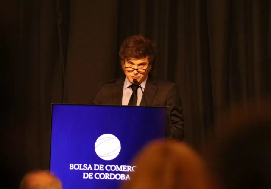 Empresarios y dirigentes. El público de Javier Milei en la Bolsa de Comercio.