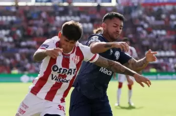Unión e Independiente Rivadavia empataron 2-2 en un duelo cargado de emociones en Santa Fe
