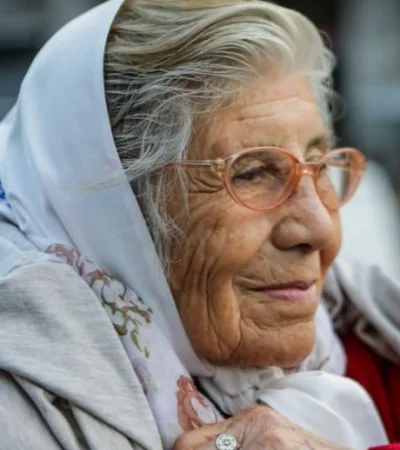 Azucena Díaz, refente de Madres de Plaza de Mayo murió este domingo