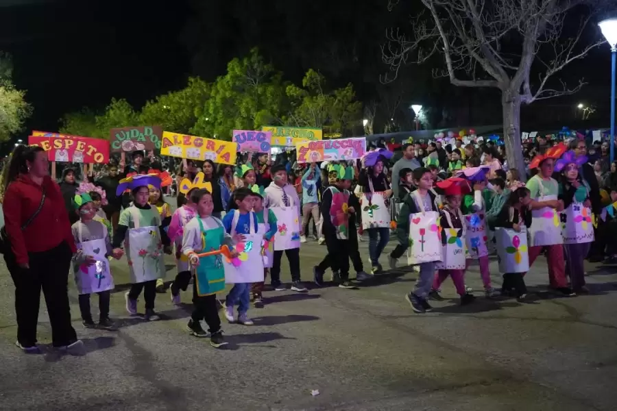 Festejos Mes de la Juventud en Lavalle.