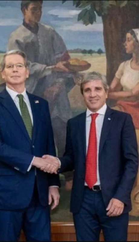 El secretario Bessent se ha vuelto un as bajo la manga para asistir la recalibración económica del presidente argentino.