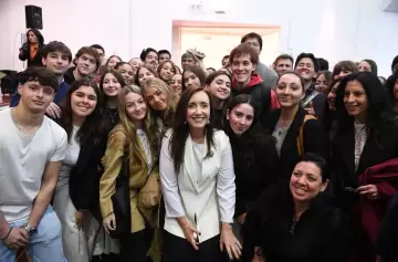 Villarruel marca distancia de Milei y refuerza su agenda con universitarios