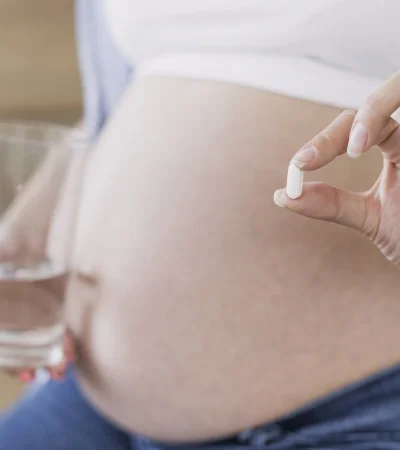 Paracetamol en el embarazo: ¿qué dice la ciencia sobre su relación con el autismo?