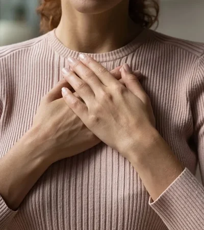 "Mueren 8 veces más mujeres por enfermedades cardiovasculares que por de cáncer de mama".(M. Iglesias)