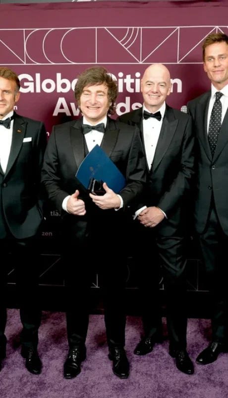 La gala patrocinada por el Atlantic Council tuvo la presencia de figuras de la talla del presidente Macron y el multimillonario Jeff Bezos.