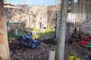 Revelan imágenes de la casa del horror en Florencio Varela tras el triple crimen