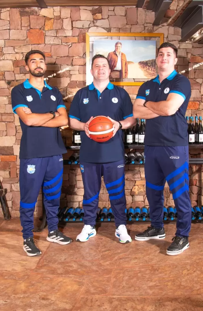 Santander y su cuerpo técnico.