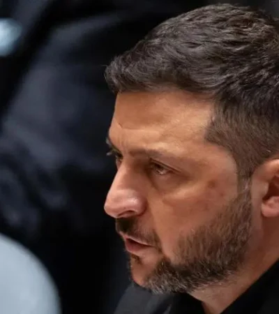 Zelenski quiere hacer retroceder a Rusia con ataques profundos en su territorio.