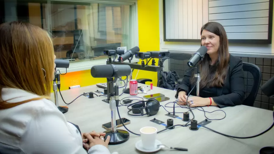 Adriana Cano busca seguir marcando agenda en Mendoza.