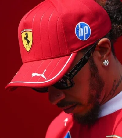 Lewis Hamilton contó cómo vive este duro momento en las redes.