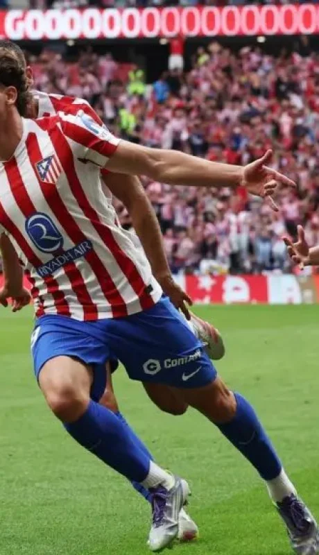 Julián Álvarez fue la gran figura de la goleada del Atlético ante el Madrid/ Fuente: X