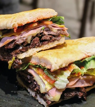 Se viene una nueva edición del Festival del Lomo en Godoy Cruz/ Fuente: Instagram Colinas Parrilla