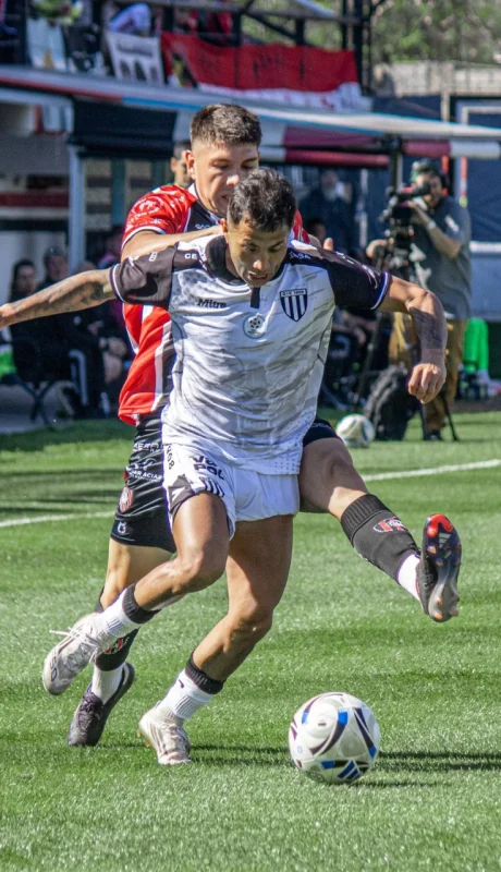 El Lobo se trajo un punto de visitante