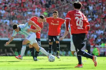 Sin goles ni diferencias: Racing e Independiente y una electrizante igualdad
