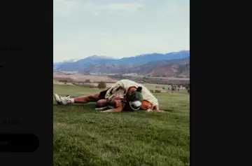 VIDEO | Murió Roscoe, el inseparable perro de Lewis Hamilton y así fue la despedida del piloto