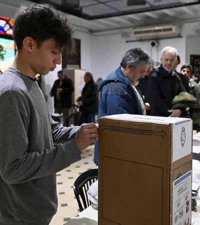 Todos los partidos piden que la gente asista a votar