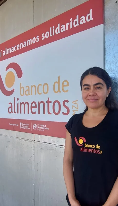 Lorena Troncoso, titular del Banco de Alimentos, explicó que la institución trabaja con 85 instituciones que llegan a 45.000 personas.
