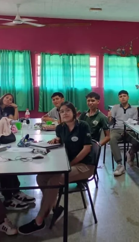 Los jóvenes que se educan con buenas prácticas en la escuela tucumana. (Fuente: web)
