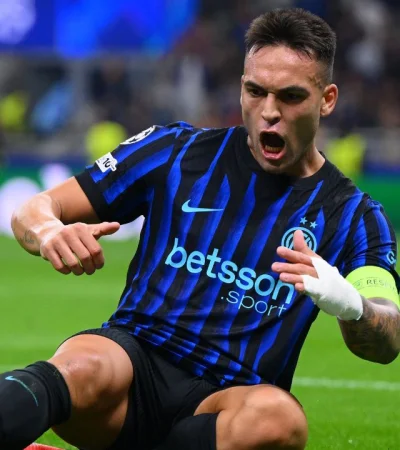 Lautaro marcó dos goles y se convirtió en leyenda del Inter.