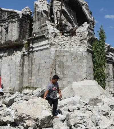 El país se encuentra en el anillo de fuego del Pacífico, una zona de intensa actividad sísmica.