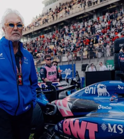 Briatore vuelve a un escenario que pudo terminar con su carrera.