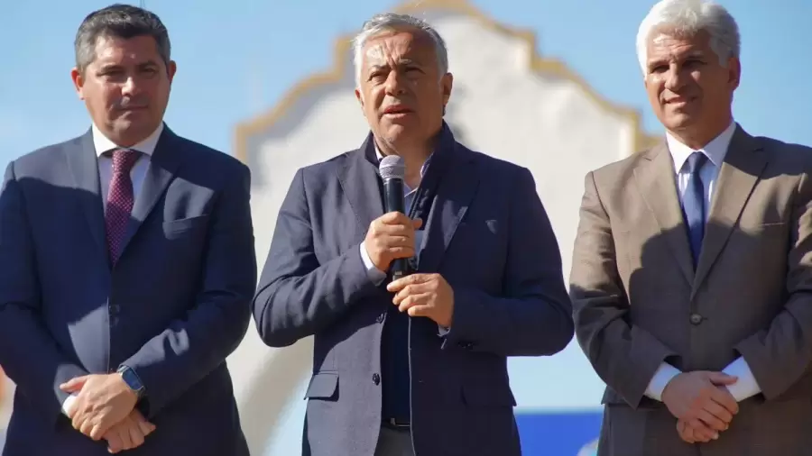 Los tres gobernadores impulsores del acuerdo