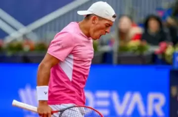 Sebastián Báez avanzó en Shanghái y se medirá con Holger Rune: la agenda de los argentinos