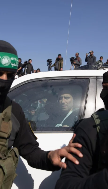 Las dudas de Hamás persisten ante la propuesta de paz, mientras se reúne con mediadores en Doha.