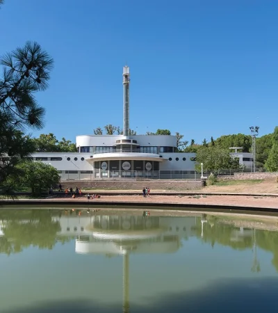 Lago del Parque San Martín