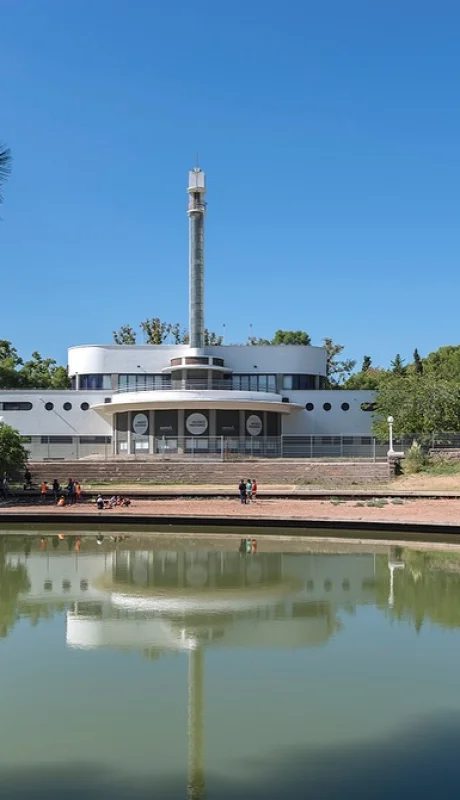 Lago del Parque San Martín