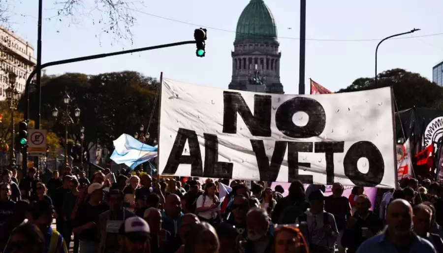 Una de las marchas contra los vetos presidenciales. (Imagen: web)