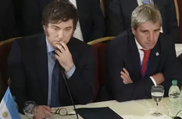 Economista advierte que el plan económico de Milei sufre "hostilidad" del Congreso