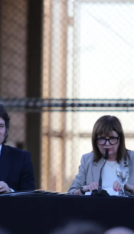 Milei y Bullrich en el penal de Ezeiza