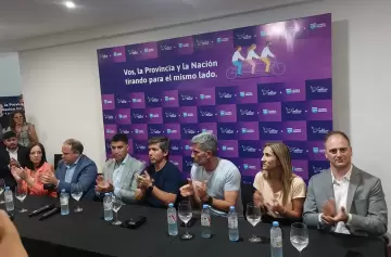 La Libertad Avanza + Cambia Mendoza presentaron a sus candidatos en un acto multitudinario